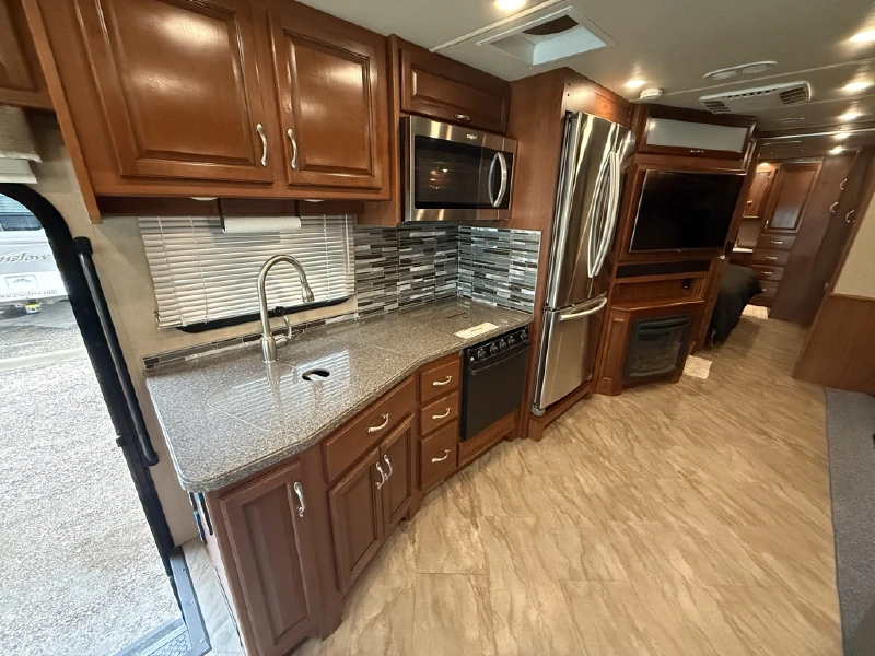 2016 FLEETWOOD BOUNDER 35K