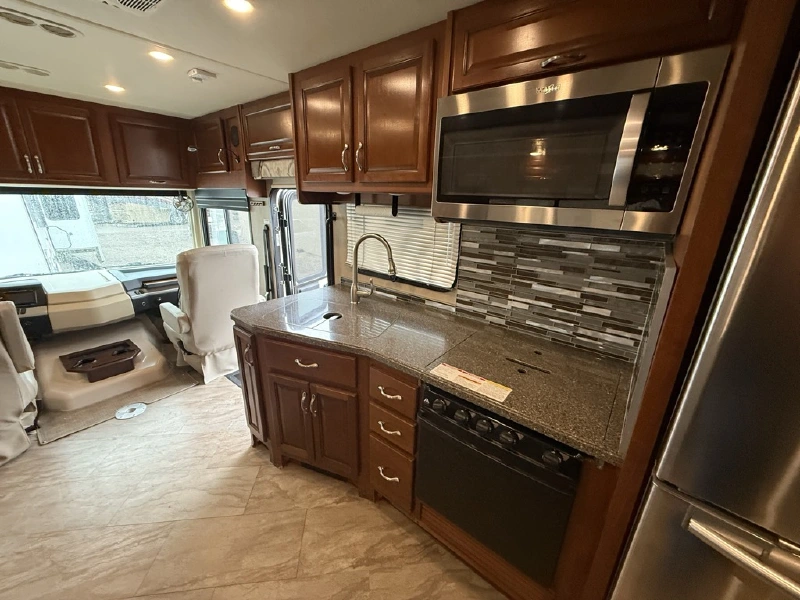 2016 FLEETWOOD BOUNDER 35K