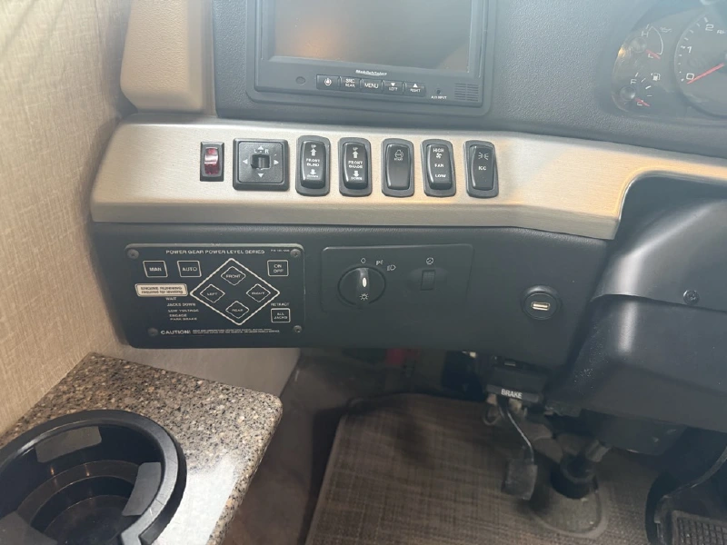 2016 FLEETWOOD BOUNDER 35K