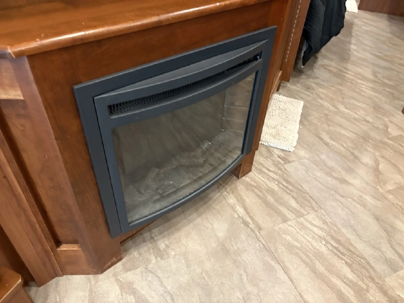 2016 FLEETWOOD BOUNDER 35K