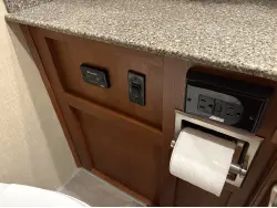 2016 FLEETWOOD BOUNDER 35K