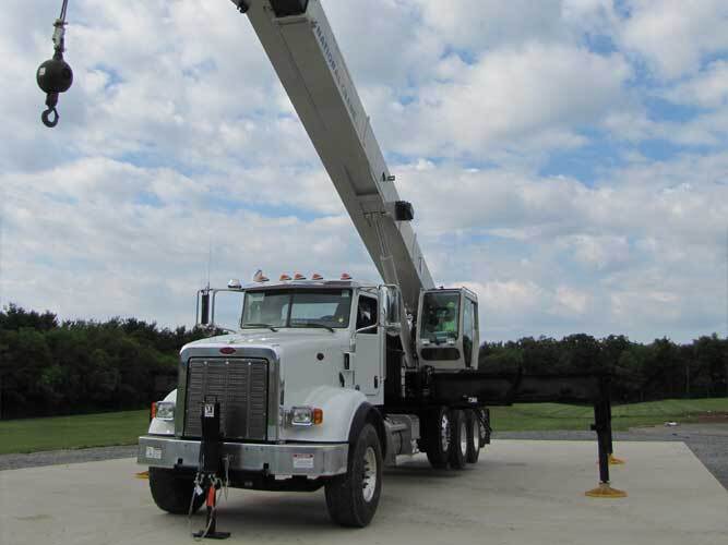 2024 NATIONAL CRANE NBT45-2 in Aurora, CO