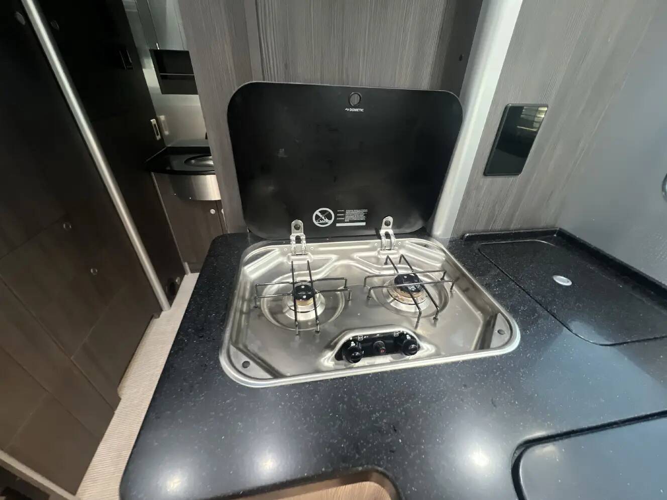 A photo of this 2020 Airstream ATLAS MURPHY SUITE