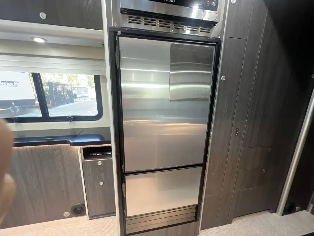 A photo of this 2020 Airstream ATLAS MURPHY SUITE