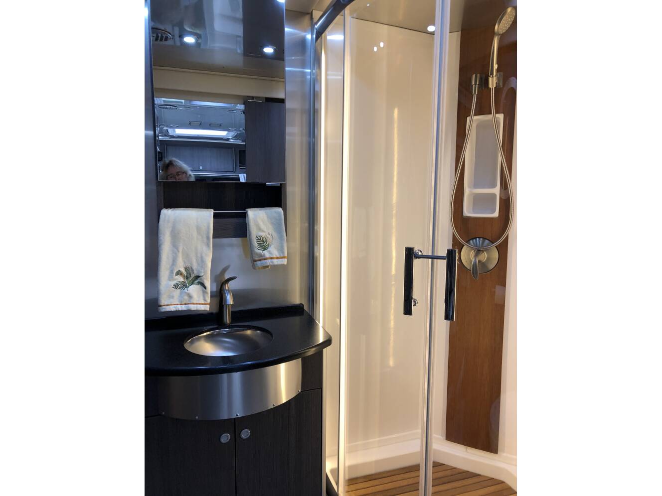 A photo of this 2020 Airstream ATLAS MURPHY SUITE