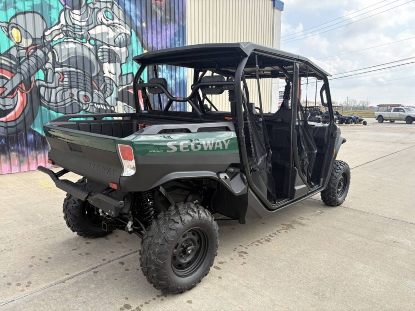 A photo of this 2025 Segway® Powersports UT10 S Crew