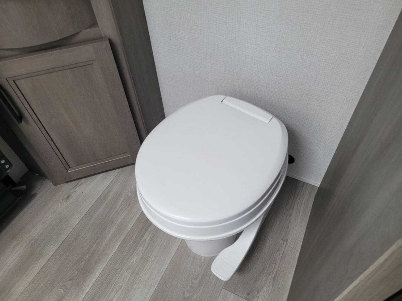A photo of this 2026 Grand Design Transcend 325BHT