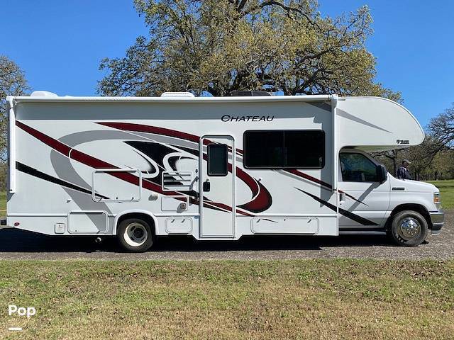 2021 Thor Motor Coach Chateau 27R in mexia TX