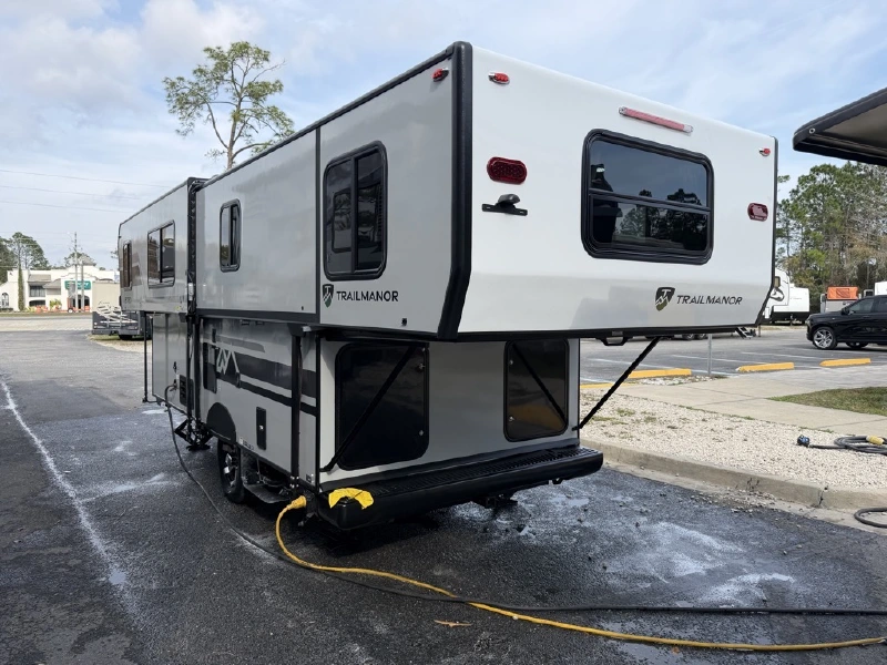 2026 TRAILMANOR 2720 SERIES QB