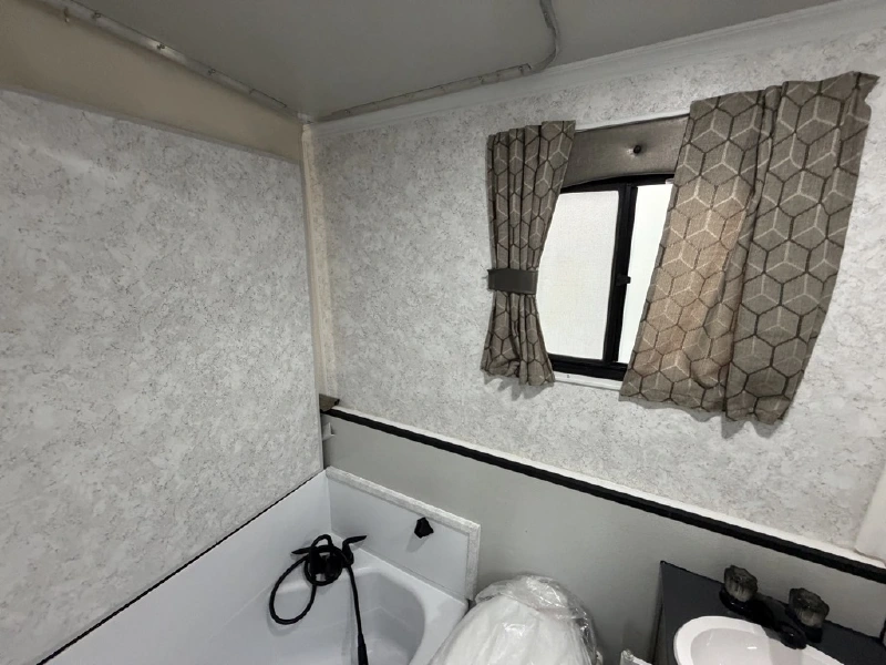 2026 TRAILMANOR 2720 SERIES QB