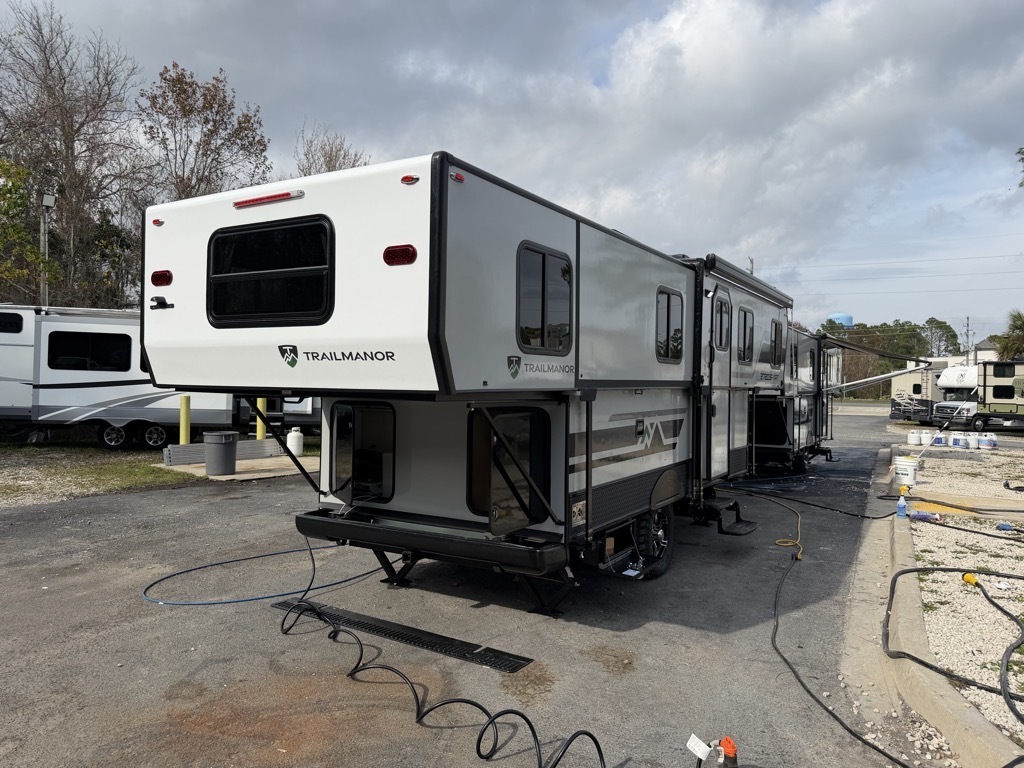 Trailmanor 2720 Series RVs For Sale - RV Trader