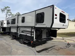 2026 TRAILMANOR 2720 SERIES QS