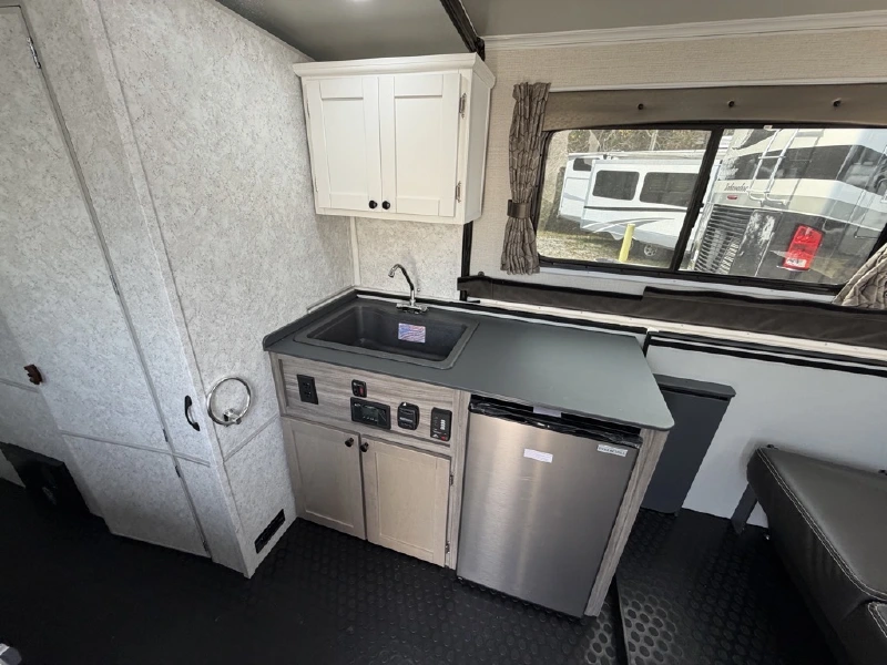 2026 TRAILMANOR 2720 SERIES QS