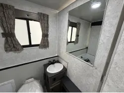 2026 TRAILMANOR 2720 SERIES QS