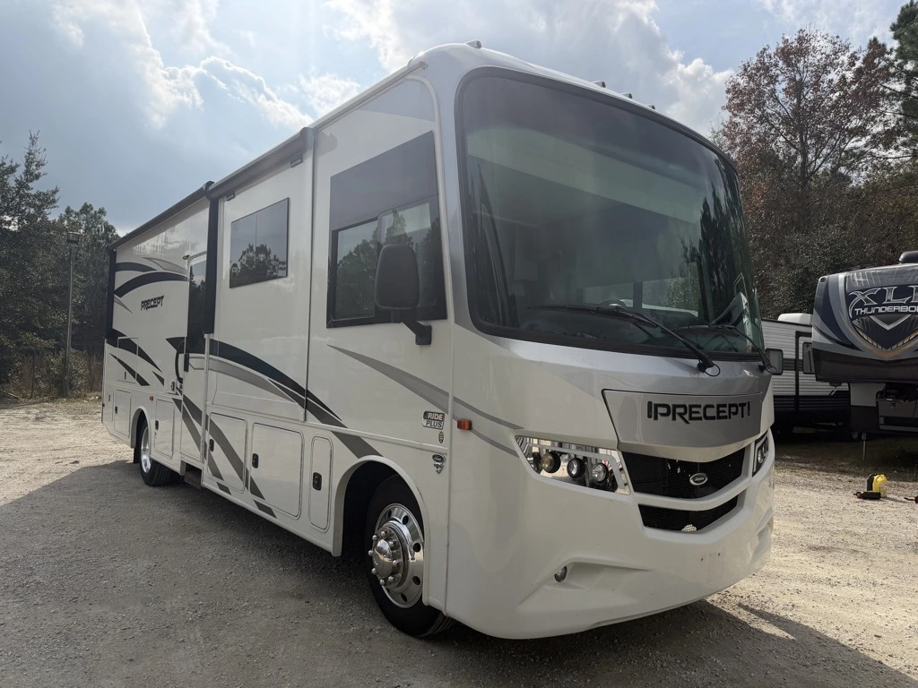 2024 Jayco PRECEPT 31UL RV