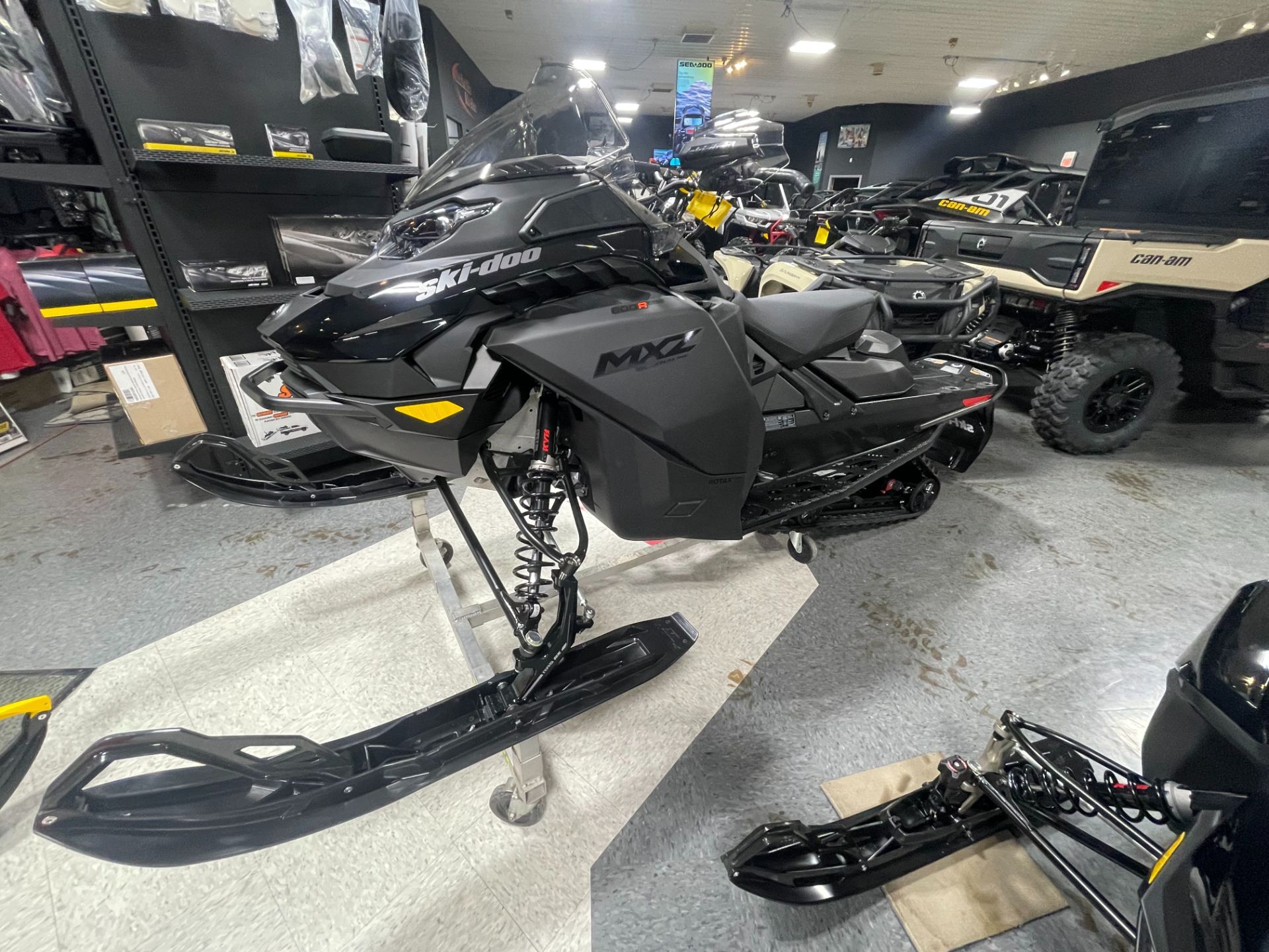 2026 Ski-Doo MXZ Adrenaline 137 600R E-TEC ES Ripsaw 1.25 in wilmington IL