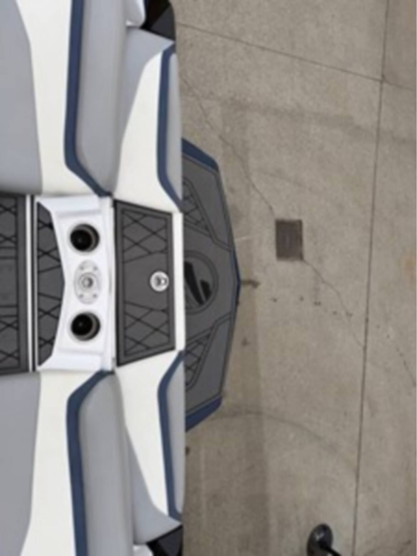 A photo of this 2022 Tige 21 ZX