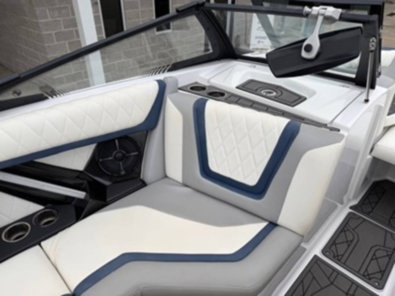 A photo of this 2022 Tige 21 ZX