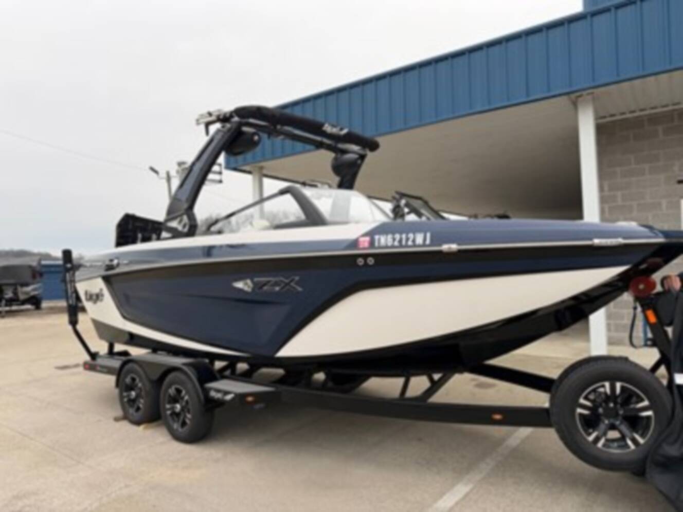 A photo of this 2022 Tige 21 ZX