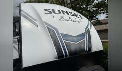 2021 Crossroads SUNSET TRAIL SUPER LITE 240BH RV