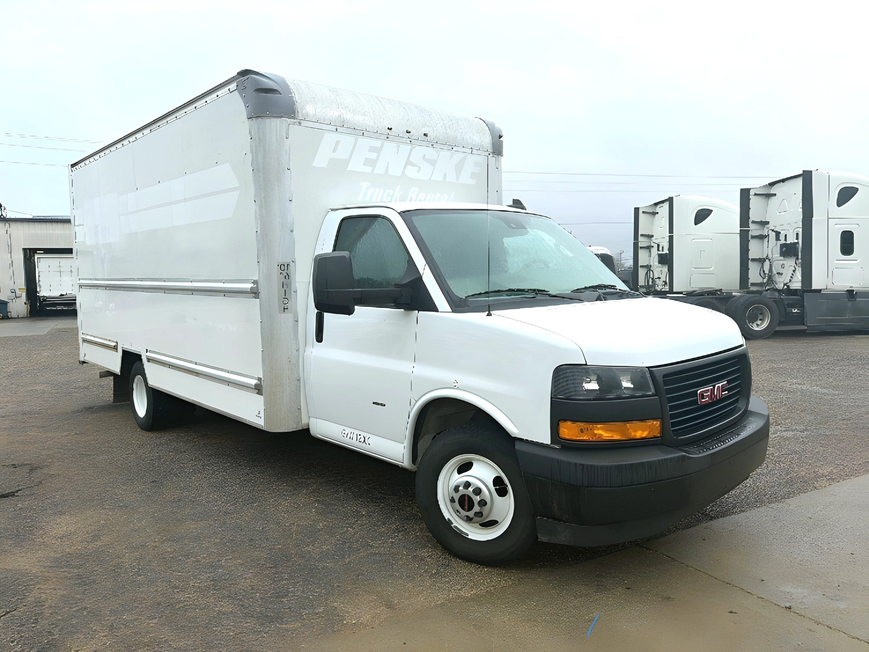 2021 GMC SAVANA in Belden, MS
