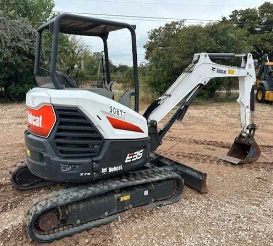 2021 Bobcat E35 in Bristol, PA