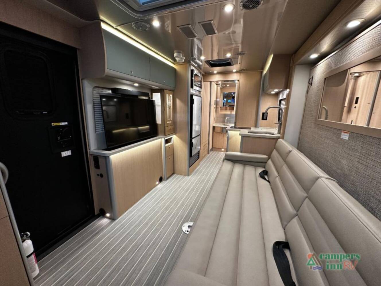 A photo of this 2026 Airstream ATLAS