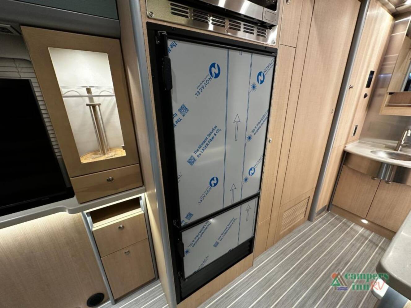 A photo of this 2026 Airstream ATLAS