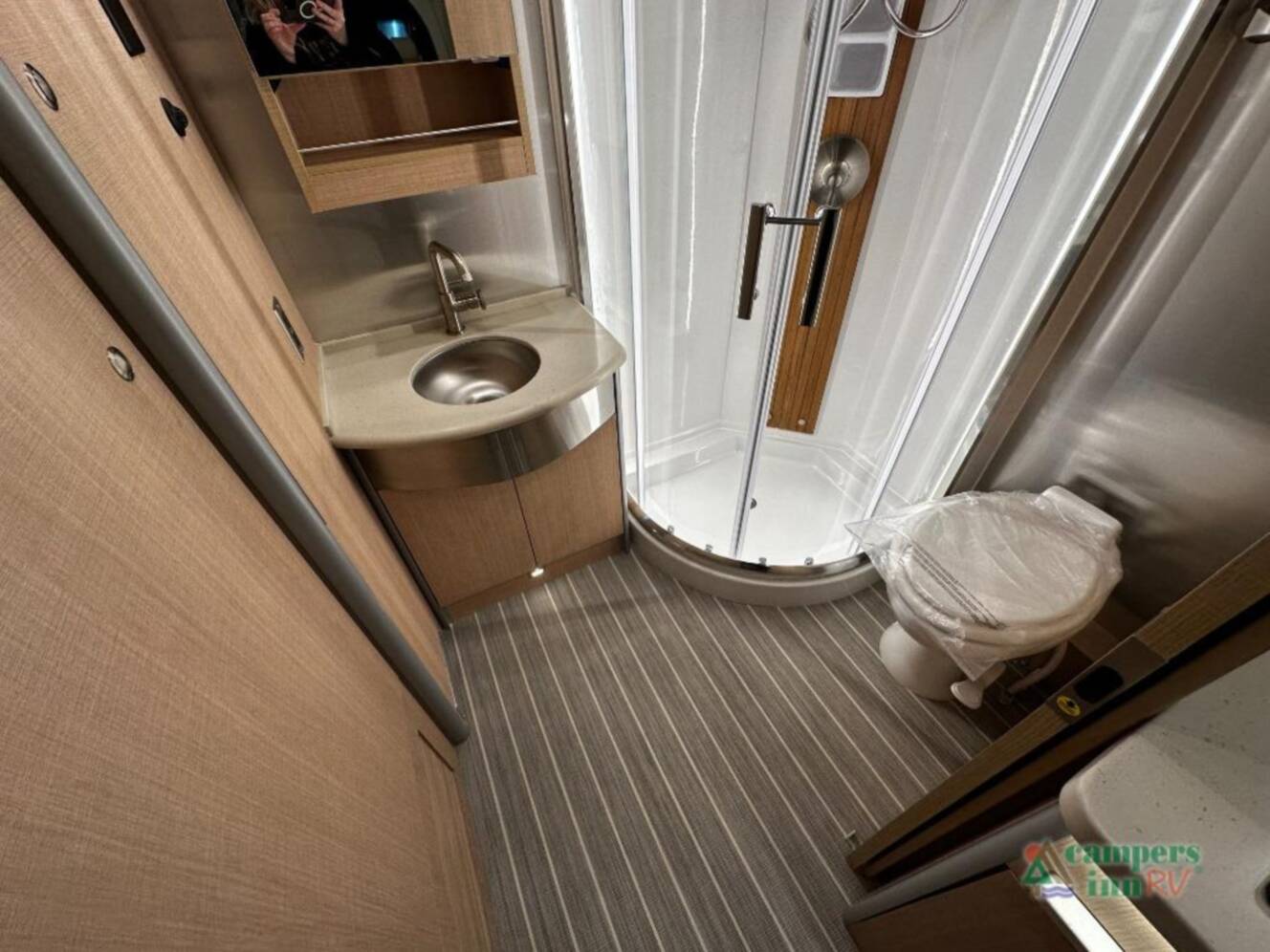 A photo of this 2026 Airstream ATLAS