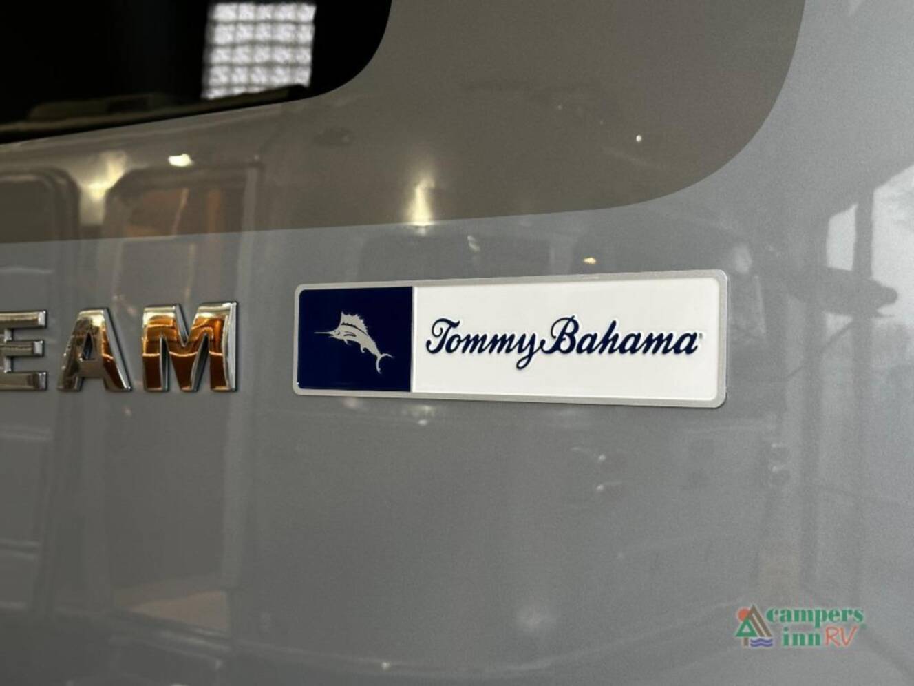 A photo of this 2026 Airstream ATLAS
