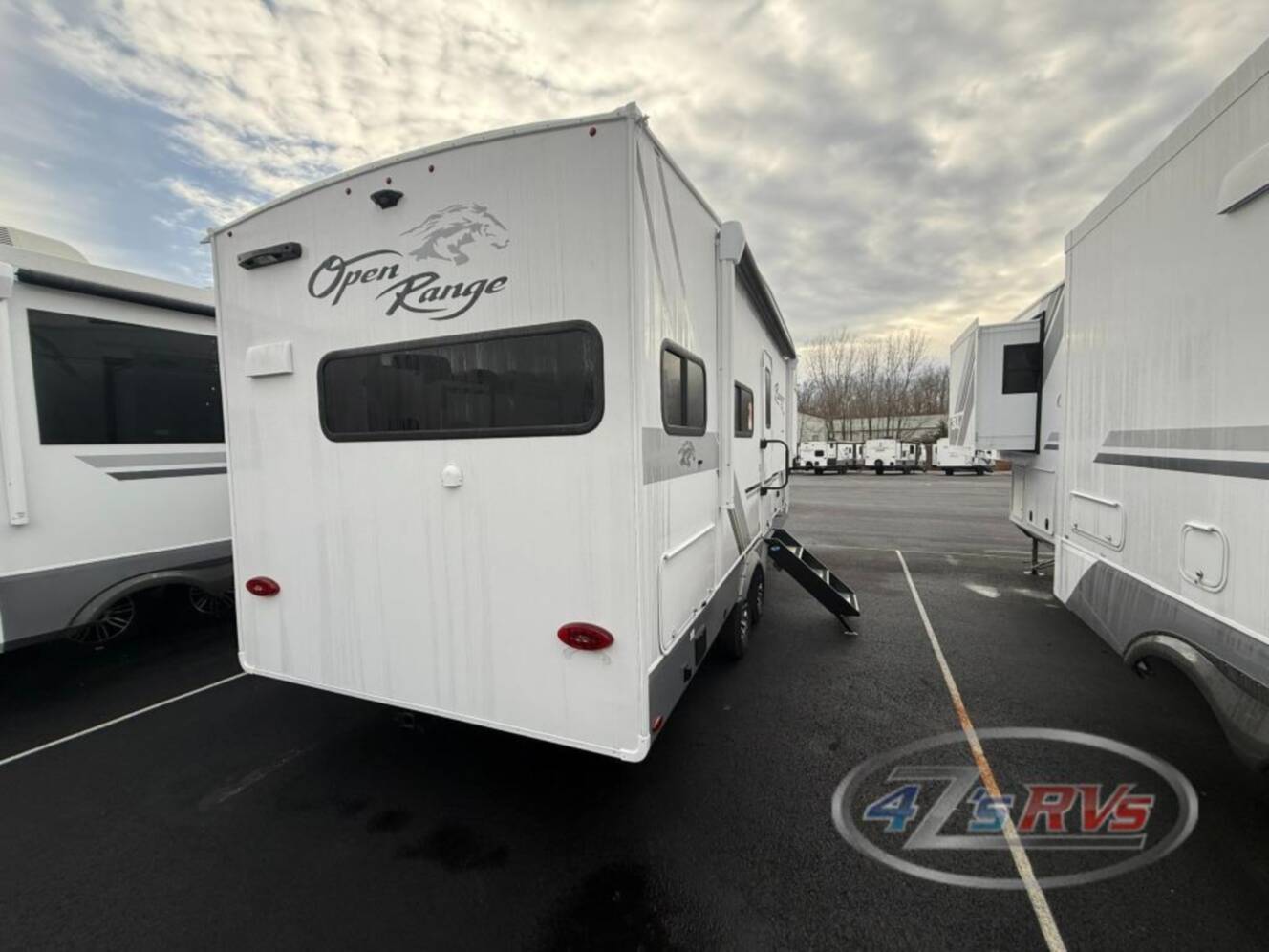 A photo of this 2026 Open Range Rv Roamer Light Duty 24MLDS
