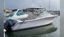 2002 Grady-White Express 330 Cruiser Boat boat