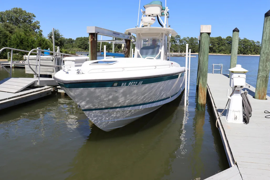 1997 Intrepid 322 CENTER CONSOLE in yorktown VA