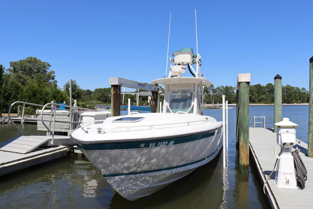 1997 Intrepid 322 CENTER CONSOLE in yorktown VA