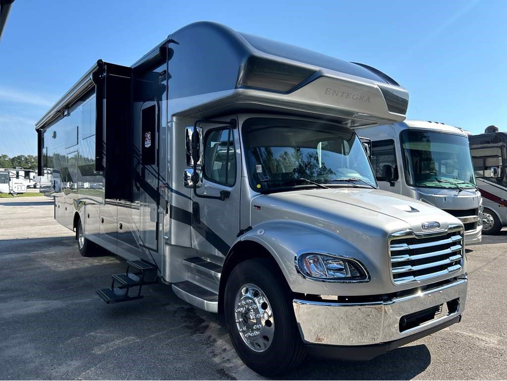 Entegra Coach Accolade RVs For Sale near RiveRView, FL - RV Trader