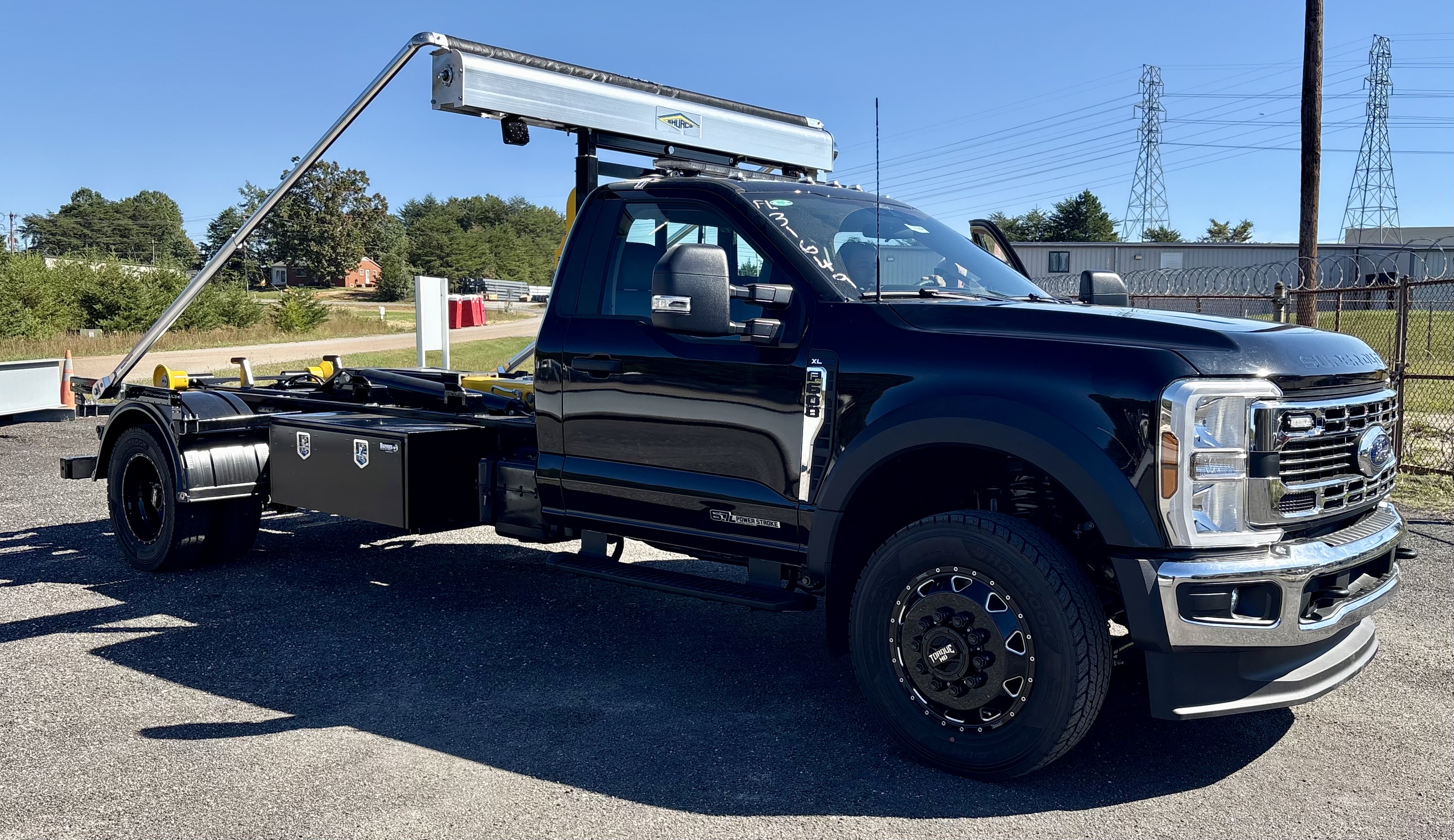 2026 FORD F600 XL - PALFINGER HOOK LIFT with DUMPSTER PACKAGE in Statesville, NC
