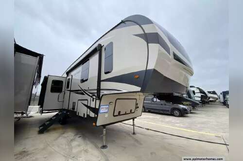 2022 Forest River Flagstaff Super Lite 529RKB in new braunfels TX