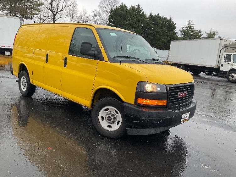 2022 GMC SAVANA in Capitol Heights, MD