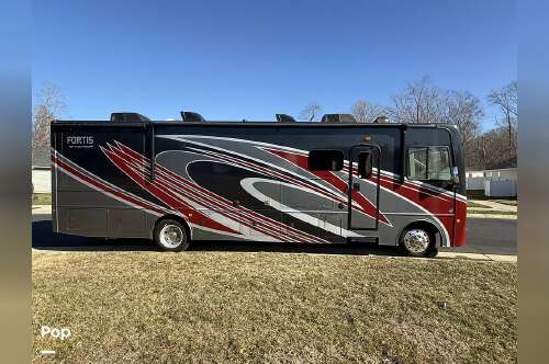 2023 Fleetwood Fortis 34MB in williamsburg VA