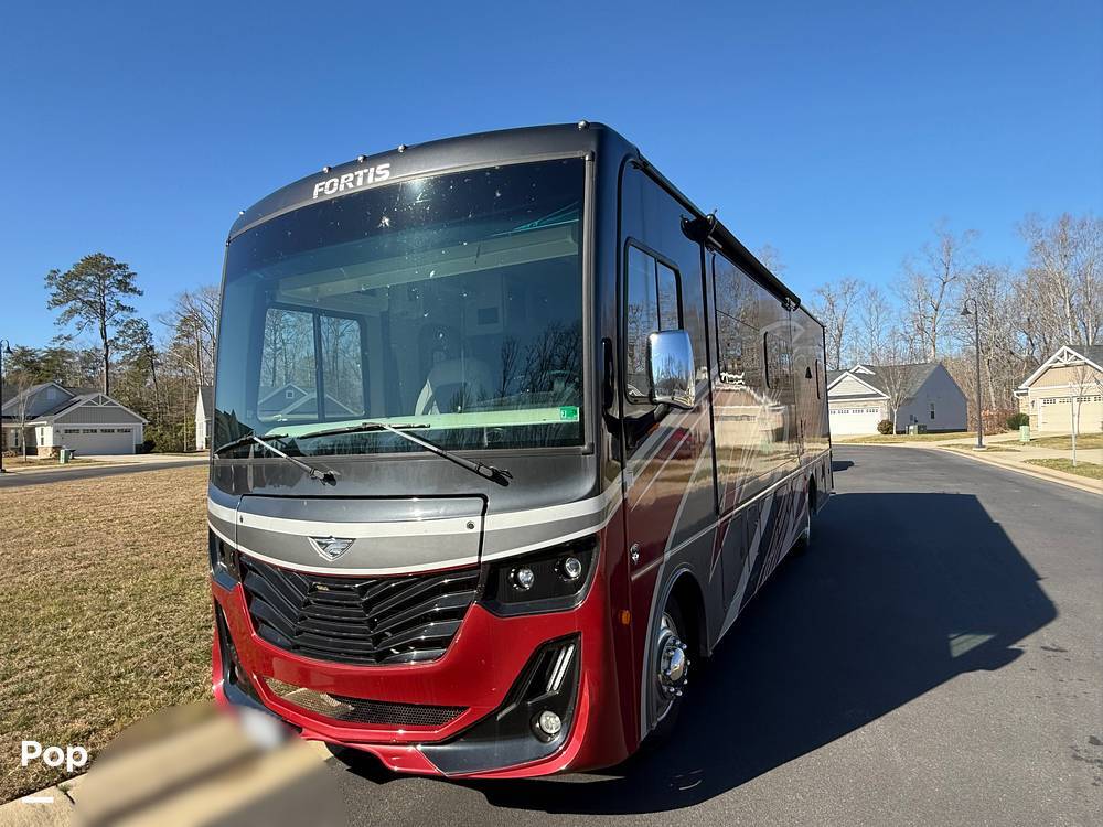 2023 Fleetwood Fortis 34MB in williamsburg VA