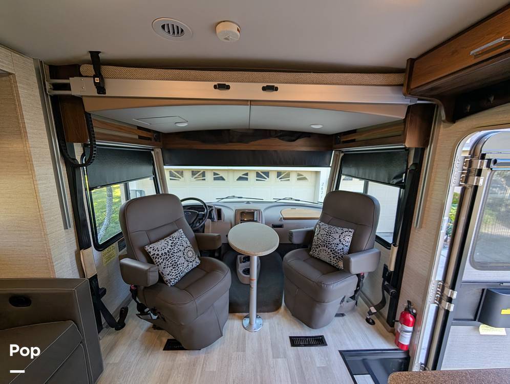 2022 Winnebago Vista 32M in merritt island FL