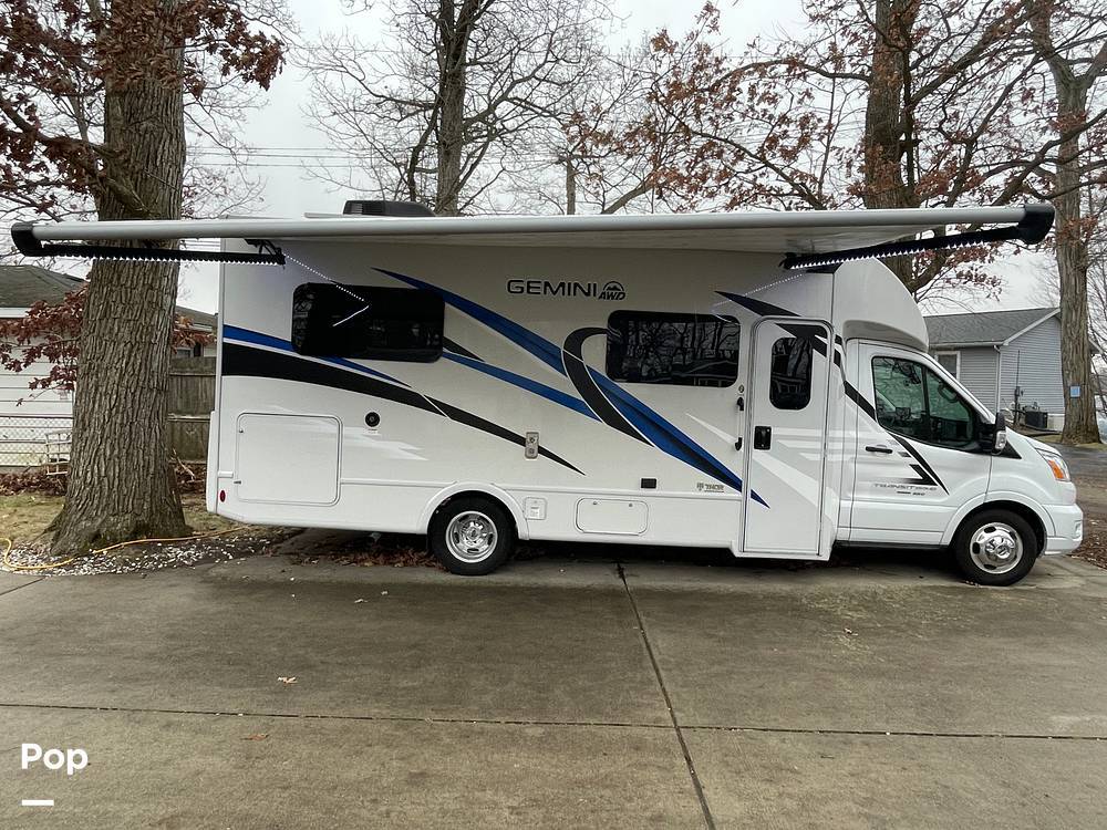 2023 Thor Motor Coach Gemini 24KB AWD in whitmore lake MI