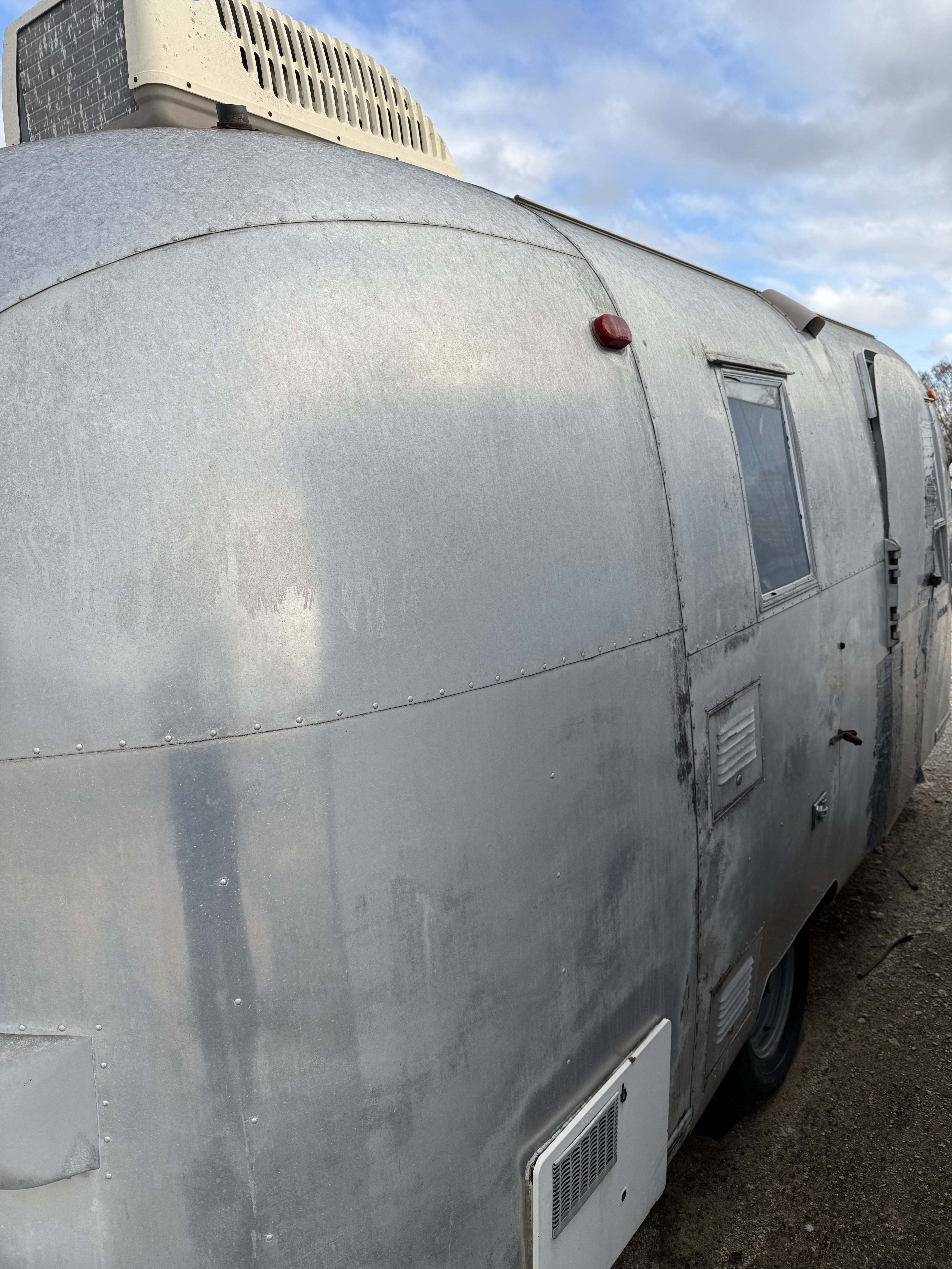 1962 Airstream GLOBETROTTER 19 RV