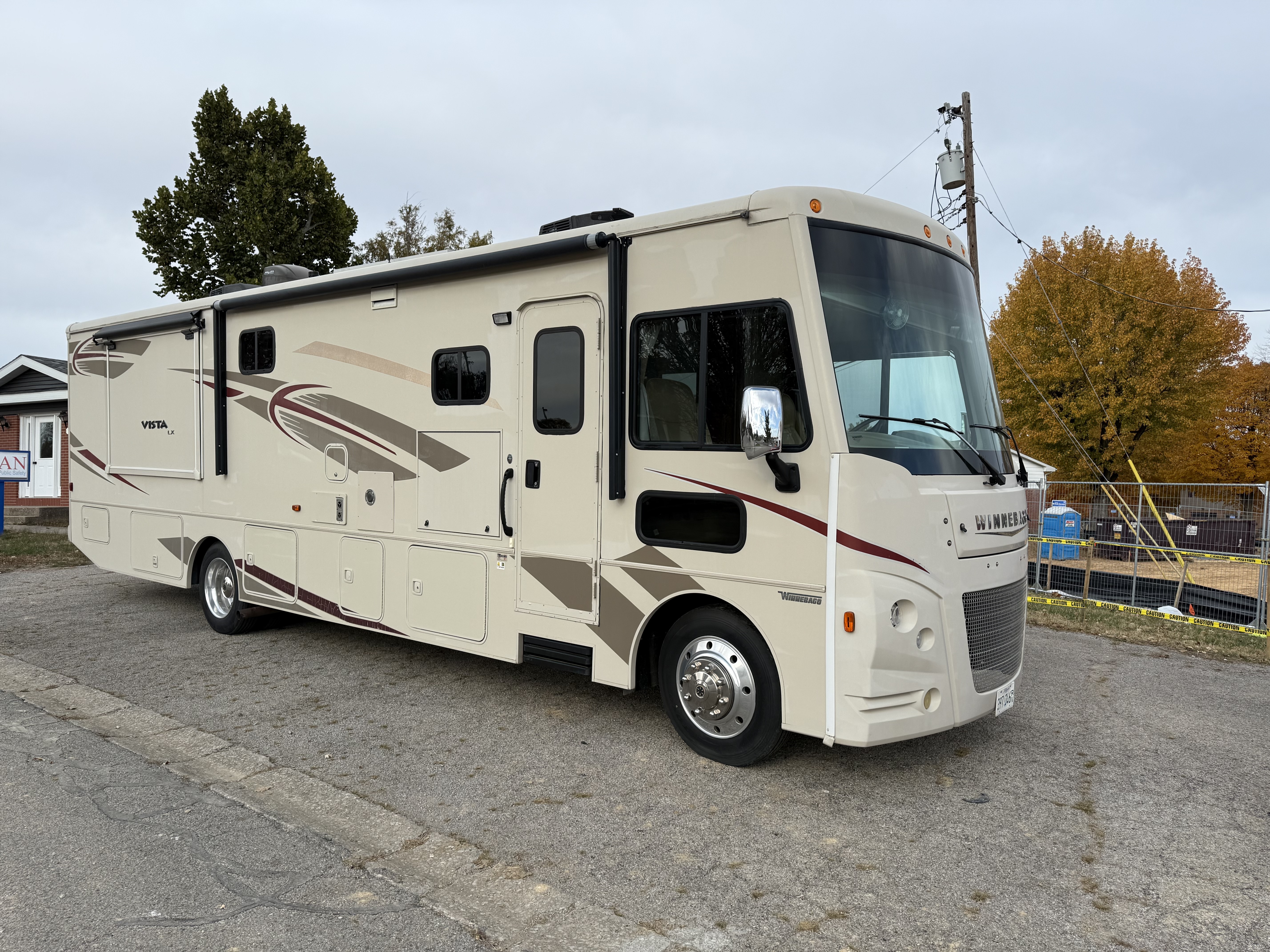 2017 Winnebago VISTA LX 35F in mount vernon IL