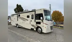 2017 Winnebago VISTA LX 35F RV