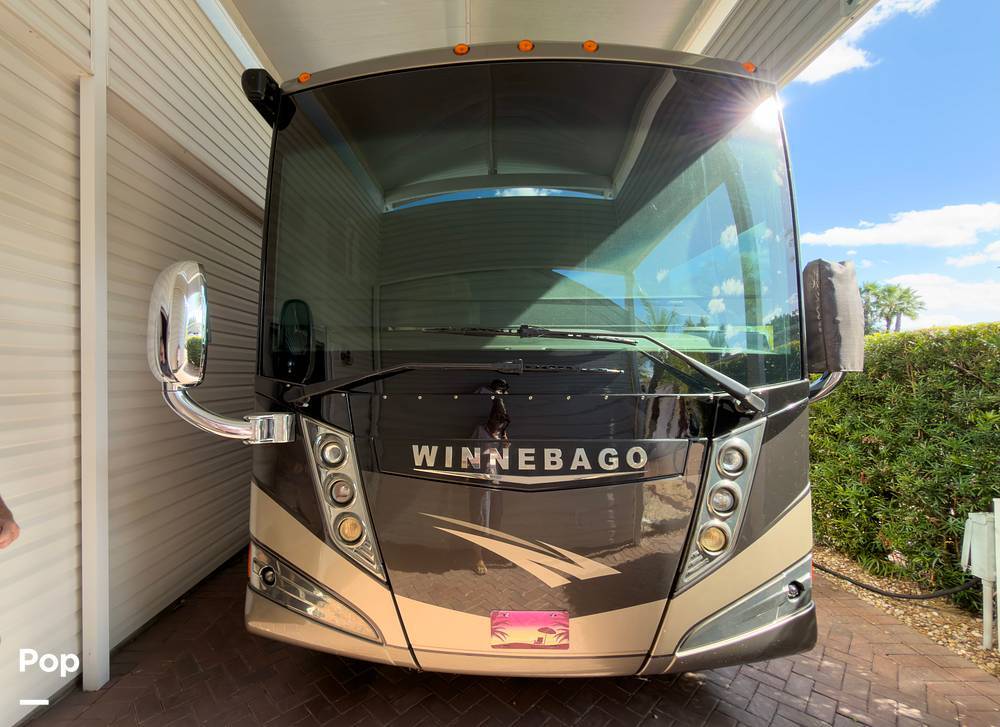 2013 Winnebago Tour 42QD in davenport FL