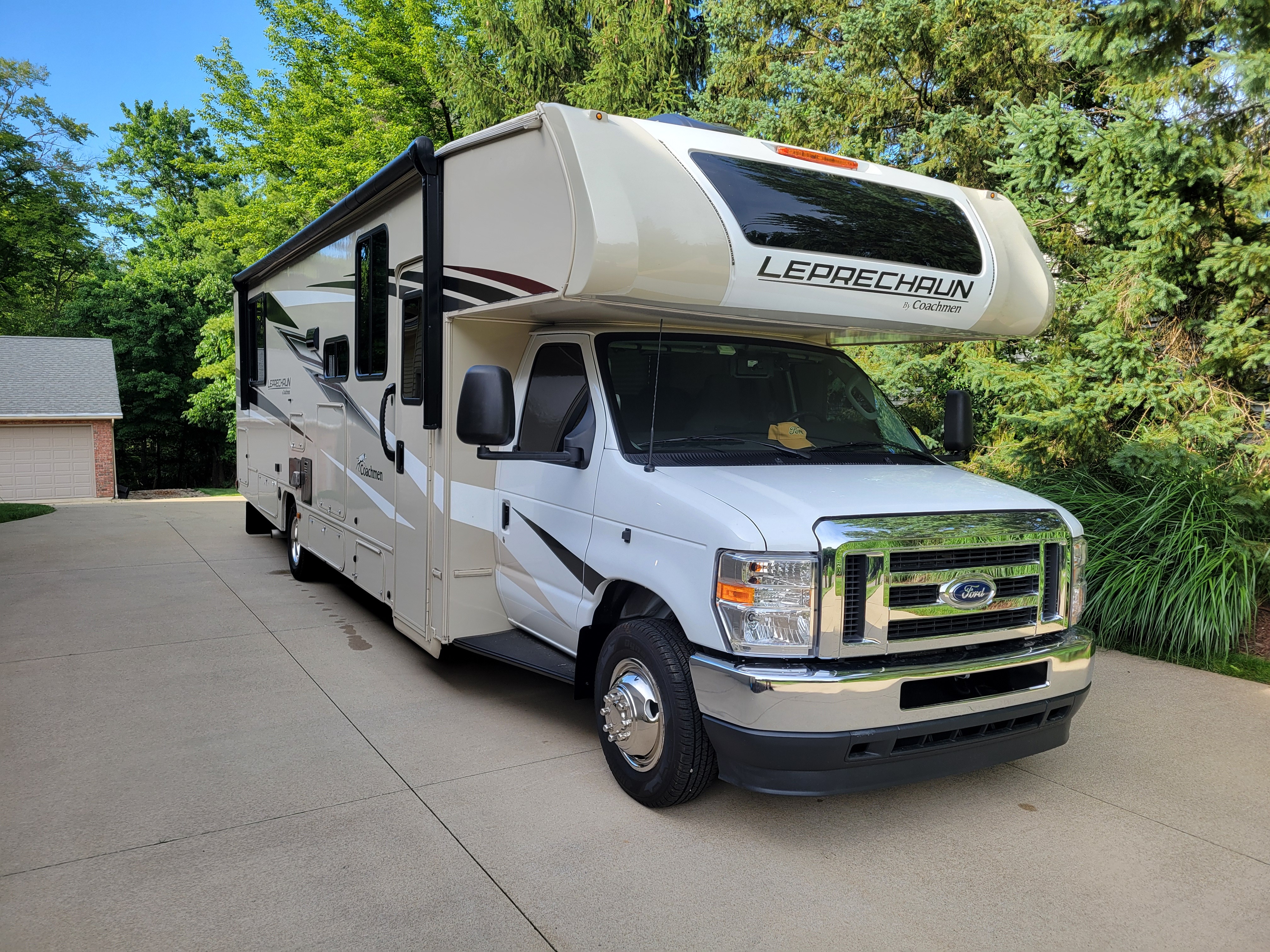 2023 Coachmen LEPRECHAUN 319MB RV