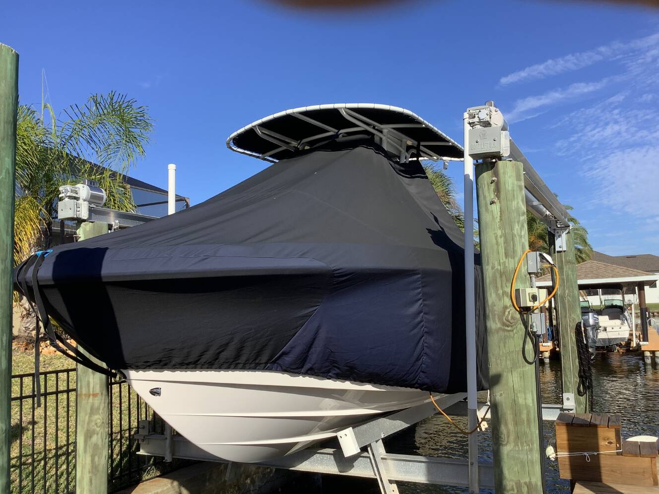 A photo of this 2023 Robalo 2020 ROBALO