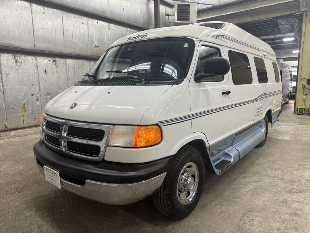 2002 Roadtrek 190 VERSATILE in waukegan IL