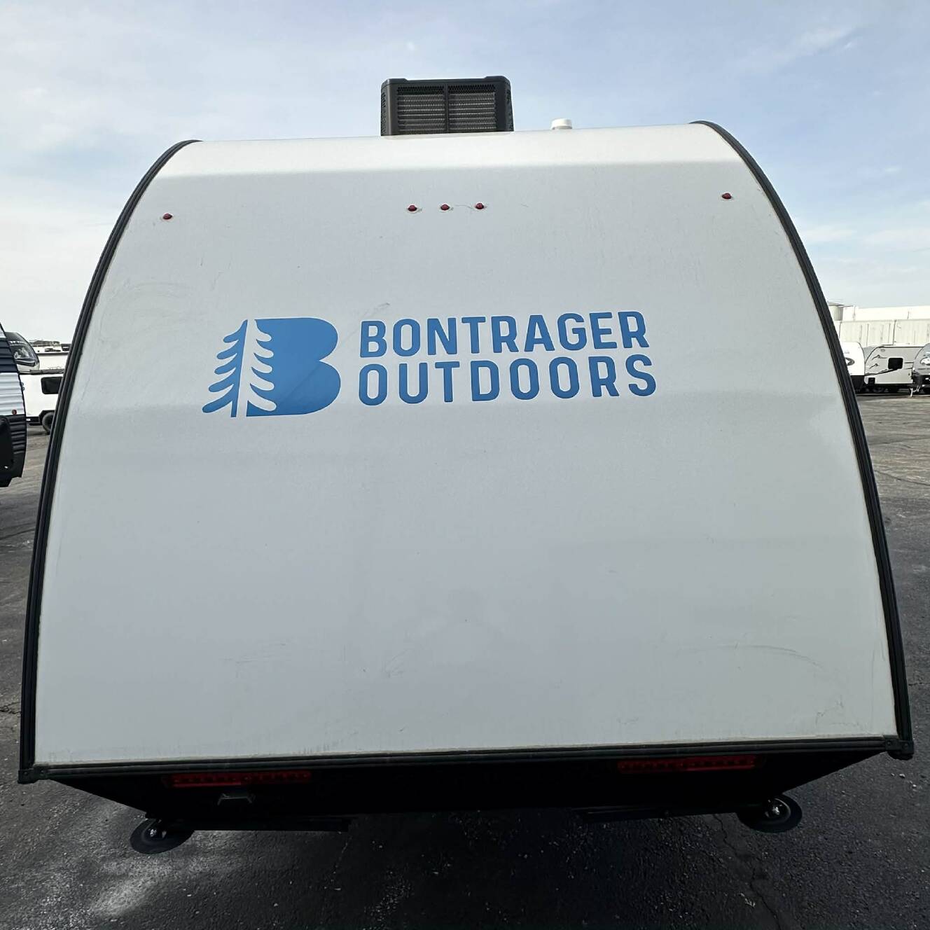 A photo of this 2026 Bontrager Outdoors STANDARD 17FD